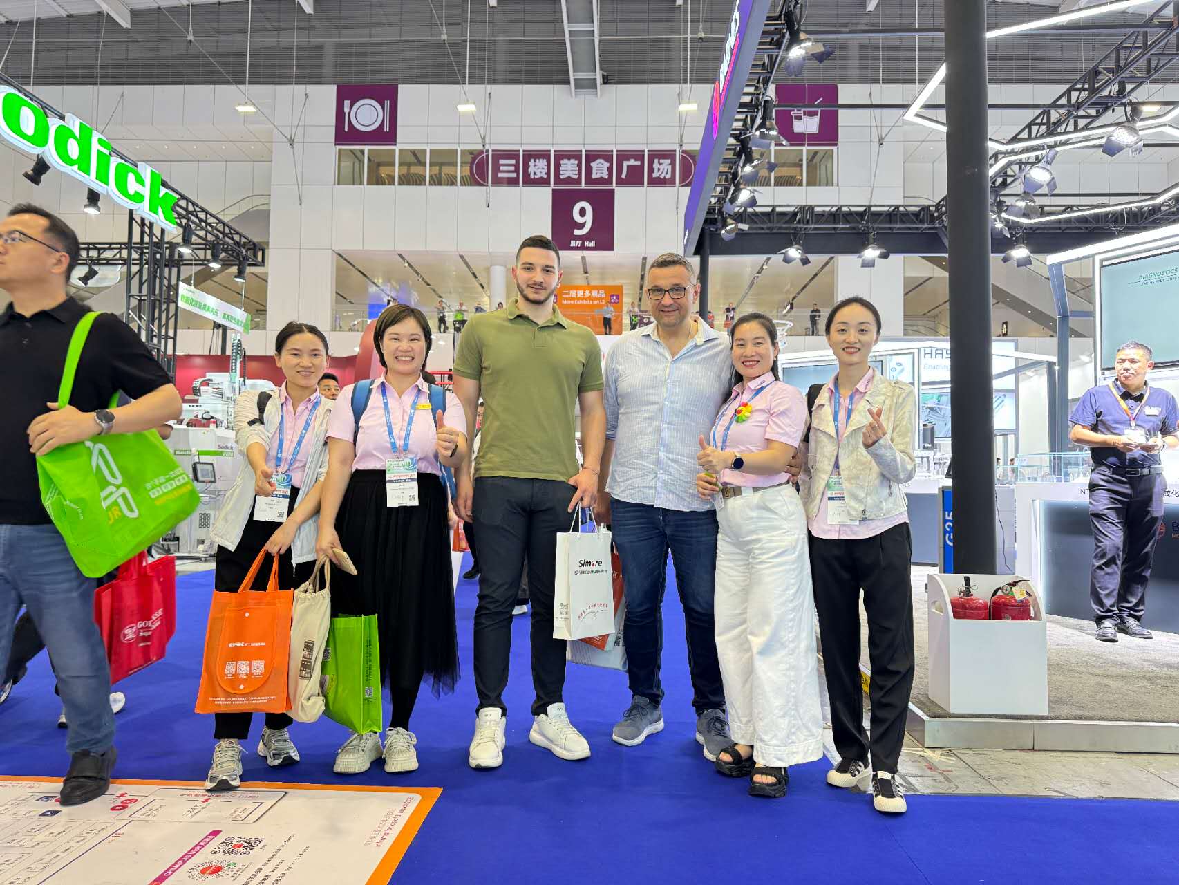 customer visiting (4)